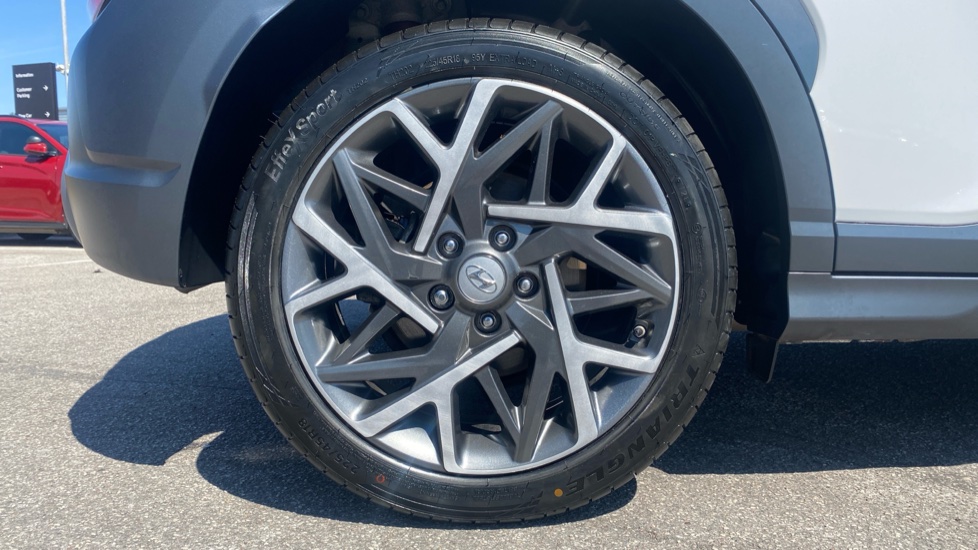 Hyundai KONA 1.6 GDi Hybrid Ultimate 5dr DCT Hybrid Hatchback - Image 7
