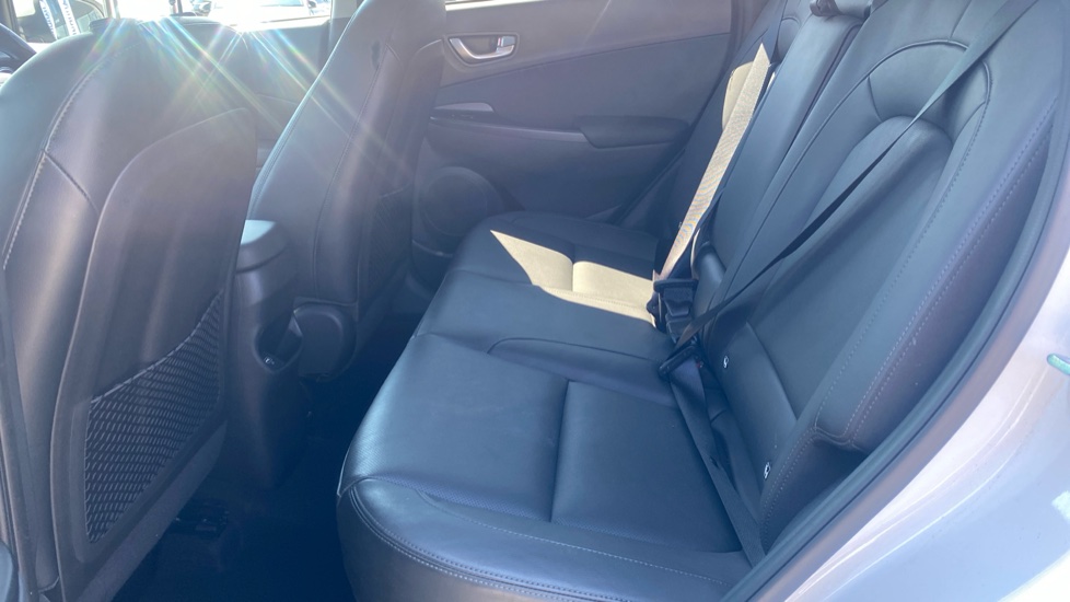 Hyundai KONA 1.6 GDi Hybrid Ultimate 5dr DCT Hybrid Hatchback - Image 16