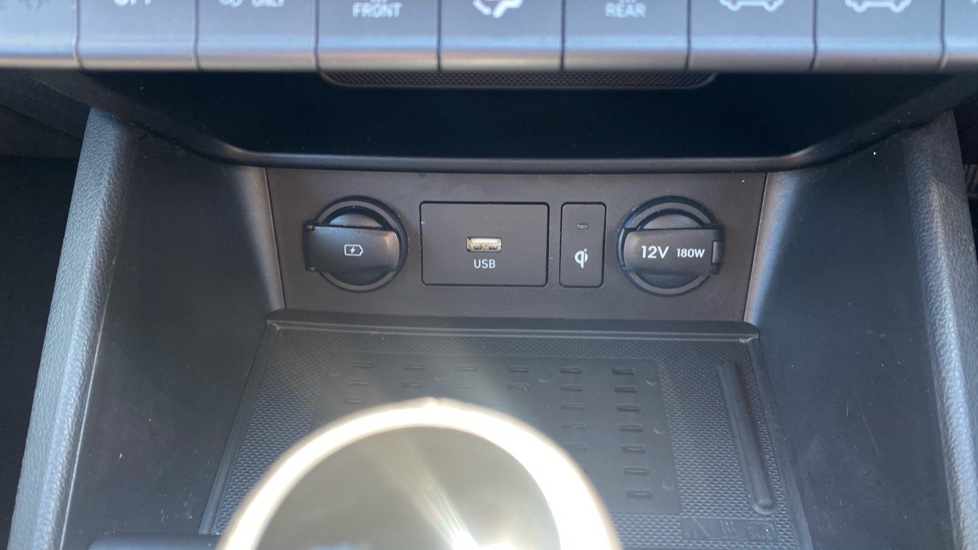 Hyundai KONA 1.6 GDi Hybrid Ultimate 5dr DCT Hybrid Hatchback - Image 31