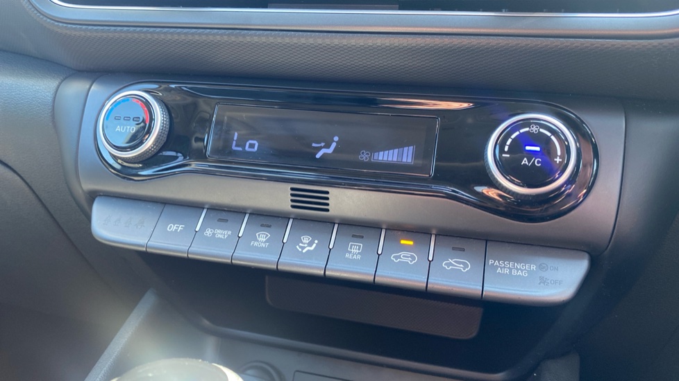 Hyundai KONA 1.6 GDi Hybrid Ultimate 5dr DCT Hybrid Hatchback - Image 32