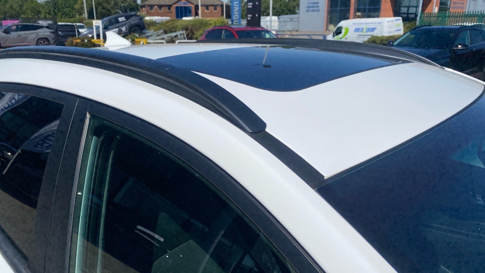 Hyundai KONA 1.6 GDi Hybrid Ultimate 5dr DCT Hybrid Hatchback - Image 44