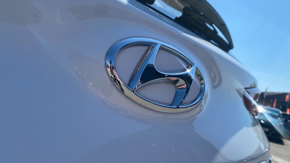 Hyundai KONA 1.6 GDi Hybrid Ultimate 5dr DCT Hybrid Hatchback - Image 45