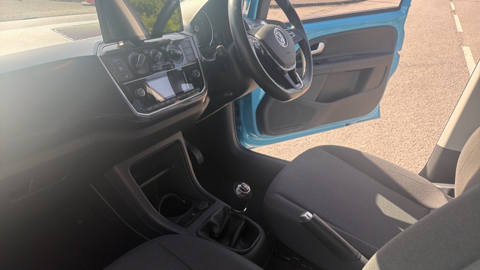 Volkswagen Up 1.0 65PS R-Line 5dr Petrol Hatchback - Image 9