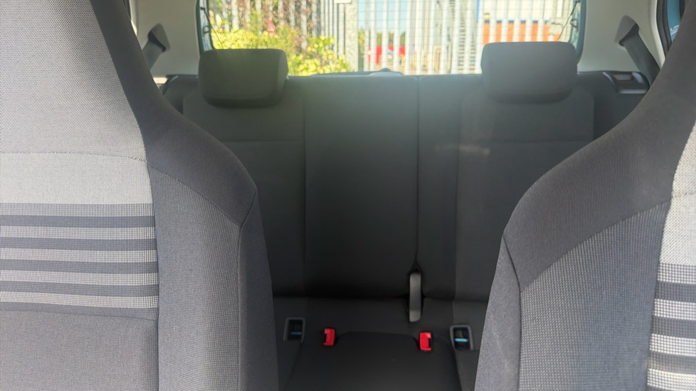 Volkswagen Up 1.0 65PS R-Line 5dr Petrol Hatchback - Image 15