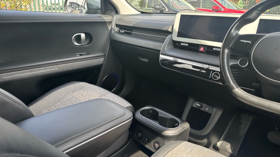 Hyundai IONIQ 5 168kW Premium 77 kWh 5dr Auto [Part Leather] Electric Hatchback - Image 14