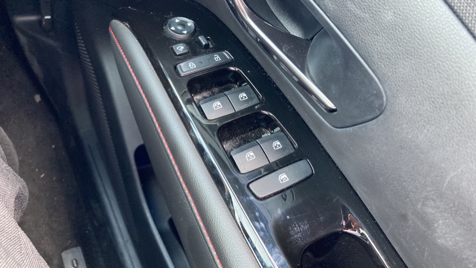 Hyundai TUCSON 1.6 TGDi Hybrid 230 N Line S 5dr 2WD Auto Hybrid Estate - Image 31