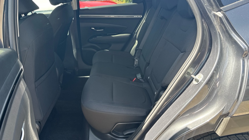 Hyundai TUCSON 1.6 TGDi SE Connect 5dr 2WD Petrol Estate - Image 16