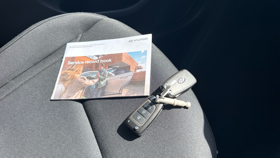 Hyundai TUCSON 1.6 TGDi SE Connect 5dr 2WD Petrol Estate - Image 19