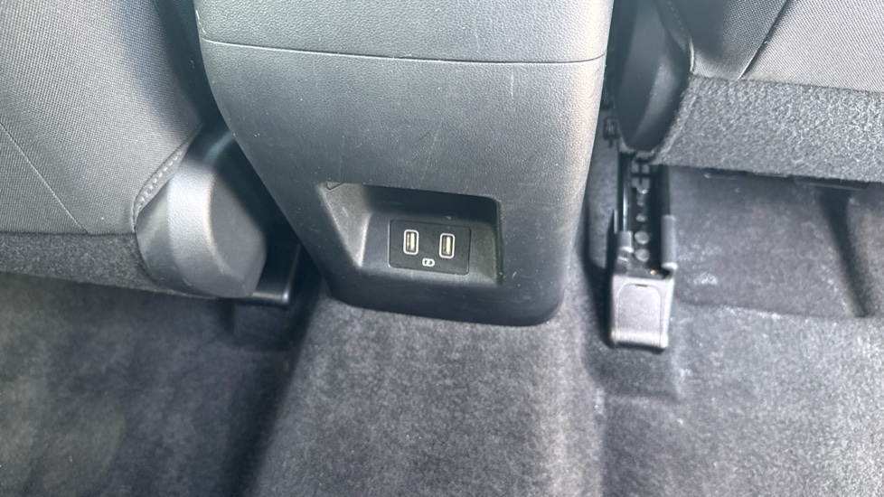 Hyundai TUCSON 1.6 TGDi SE Connect 5dr 2WD Petrol Estate - Image 36