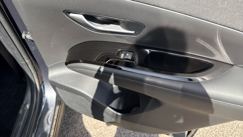 Hyundai TUCSON 1.6 TGDi SE Connect 5dr 2WD Petrol Estate - Image 37
