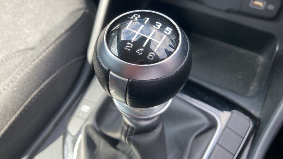 Hyundai TUCSON 1.6 TGDi SE Connect 5dr 2WD Petrol Estate - Image 21