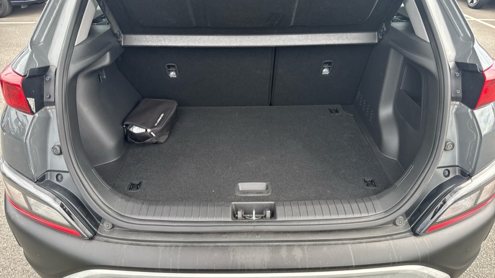 Hyundai KONA 1.0 TGDi 48V MHEV SE Connect 5dr Petrol Hatchback - Image 4