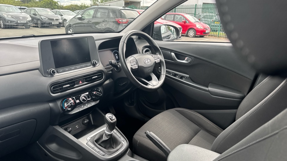Hyundai KONA 1.0 TGDi 48V MHEV SE Connect 5dr Petrol Hatchback - Image 9