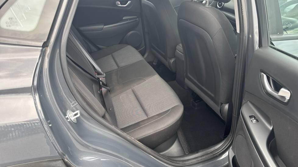 Hyundai KONA 1.0 TGDi 48V MHEV SE Connect 5dr Petrol Hatchback - Image 16