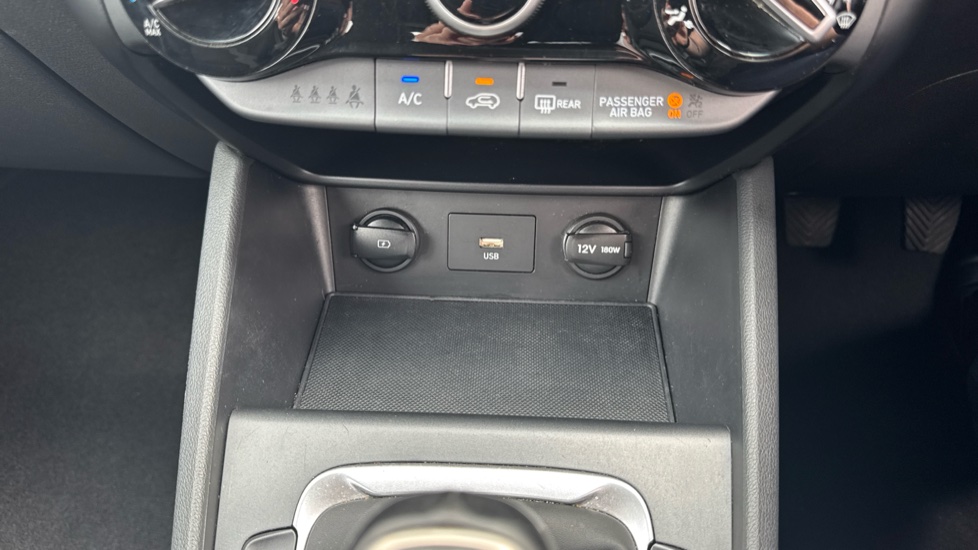 Hyundai KONA 1.0 TGDi 48V MHEV SE Connect 5dr Petrol Hatchback - Image 30