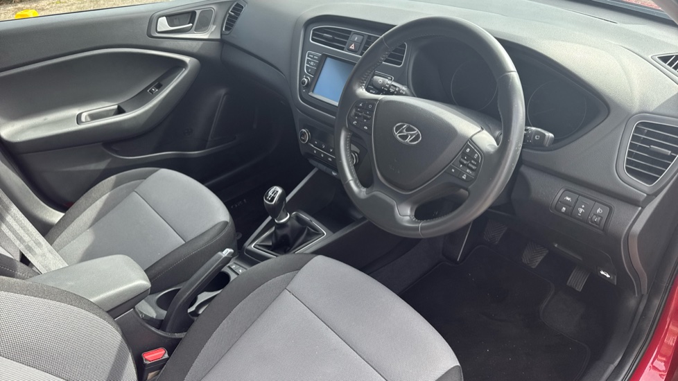 Hyundai i20 1.0 T-GDi Premium Nav 5dr Petrol Hatchback - Image 11