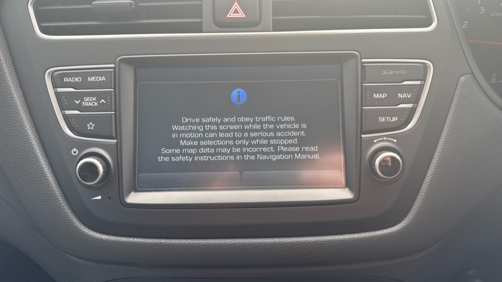 Hyundai i20 1.0 T-GDi Premium Nav 5dr Petrol Hatchback - Image 12