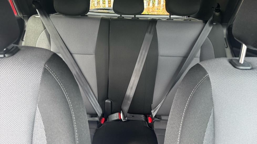 Hyundai i20 1.0 T-GDi Premium Nav 5dr Petrol Hatchback - Image 15