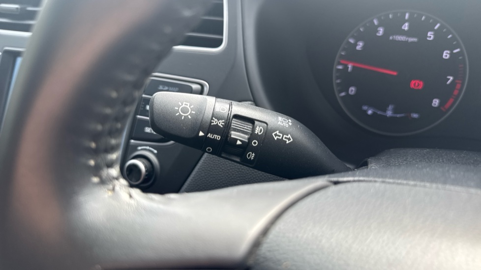 Hyundai i20 1.0 T-GDi Premium Nav 5dr Petrol Hatchback - Image 25