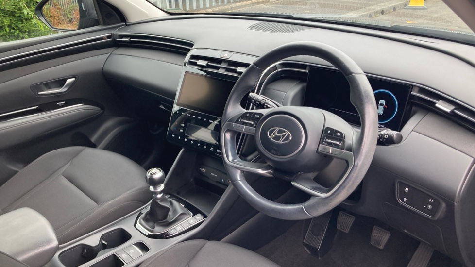 Hyundai TUCSON 1.6 TGDi Premium 5dr 2WD Petrol Estate - Image 11