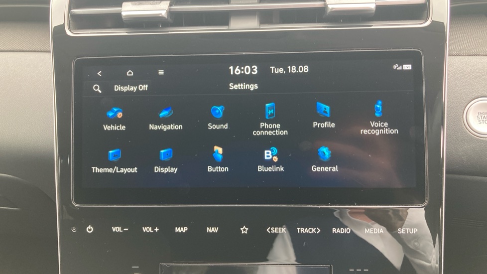 Hyundai TUCSON 1.6 TGDi Premium 5dr 2WD Petrol Estate - Image 44