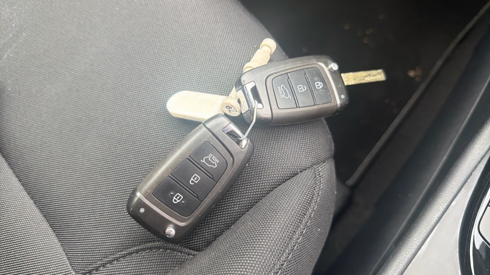 Hyundai TUCSON 1.6 TGDi SE Connect 5dr 2WD Petrol Estate - Image 20