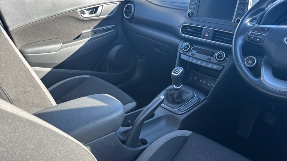 Hyundai KONA 1.0T GDi Blue Drive Premium 5dr Petrol Hatchback - Image 14