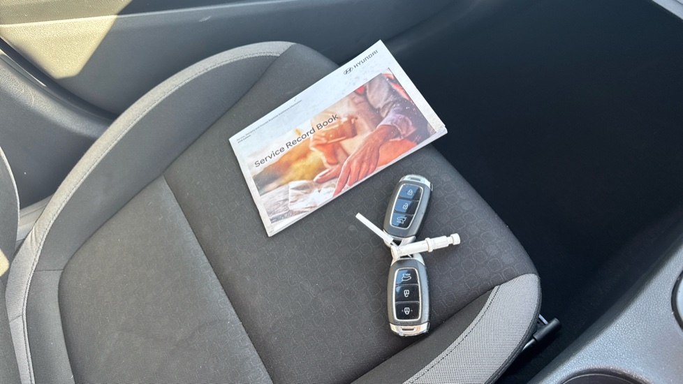 Hyundai KONA 1.0T GDi Blue Drive Premium 5dr Petrol Hatchback - Image 19