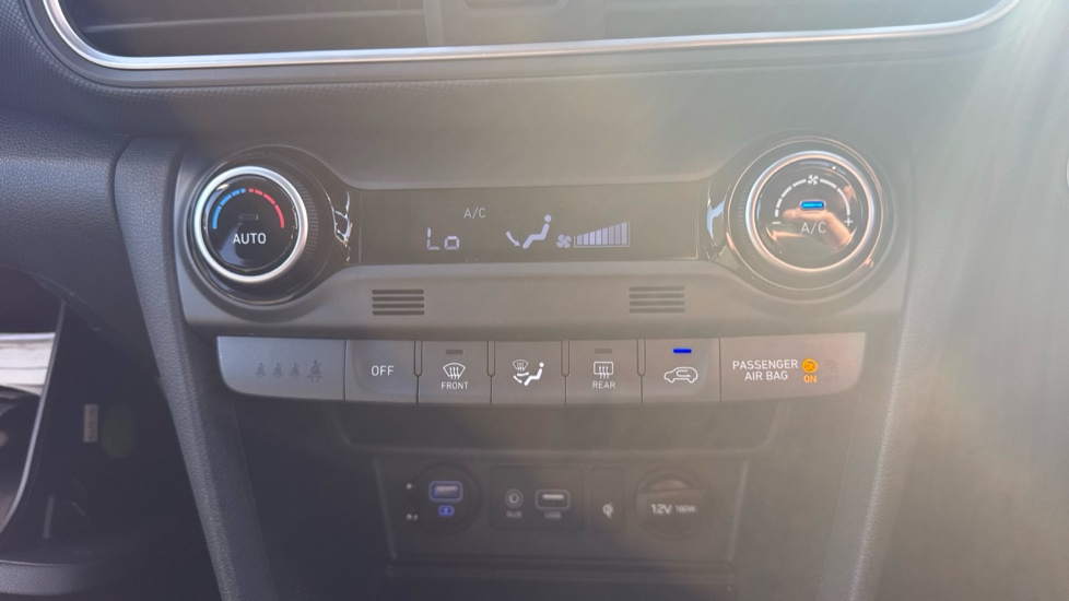Hyundai KONA 1.0T GDi Blue Drive Premium 5dr Petrol Hatchback - Image 28
