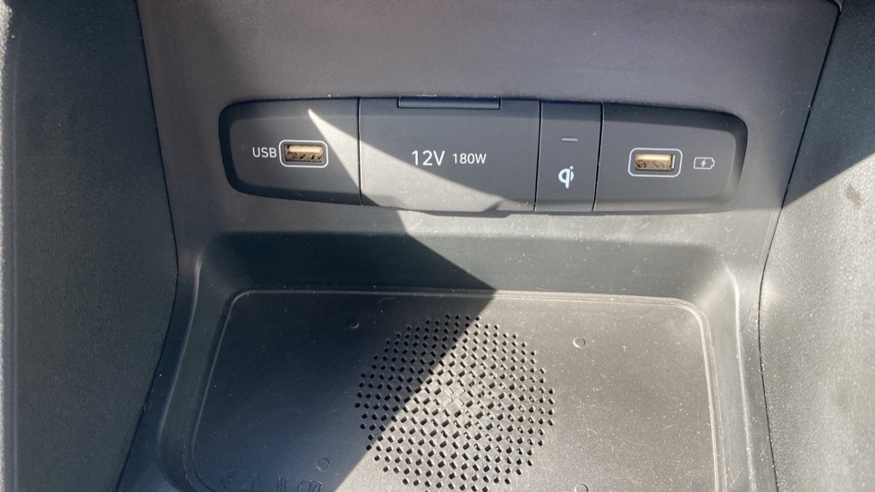 Hyundai TUCSON 1.6 TGDi Ultimate 5dr 2WD Petrol Estate - Image 25