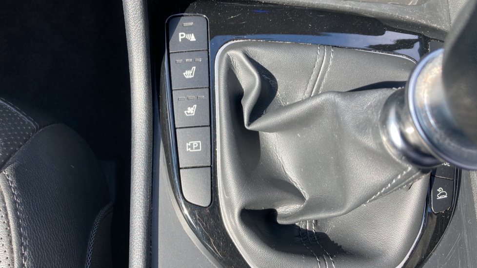 Hyundai TUCSON 1.6 TGDi Ultimate 5dr 2WD Petrol Estate - Image 27