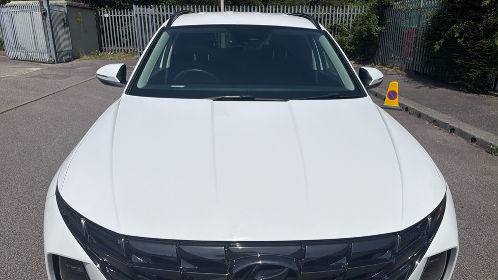 Hyundai TUCSON 1.6 TGDi Premium 5dr 2WD Petrol Estate - Image 8