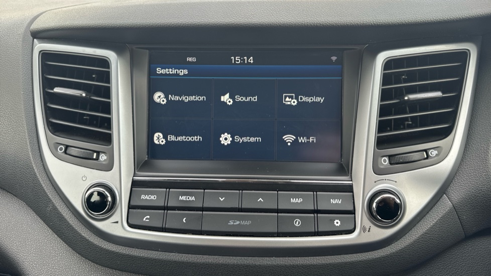 Hyundai TUCSON 1.7 CRDi Blue Drive SE Nav 5dr 2WD Diesel Estate - Image 12