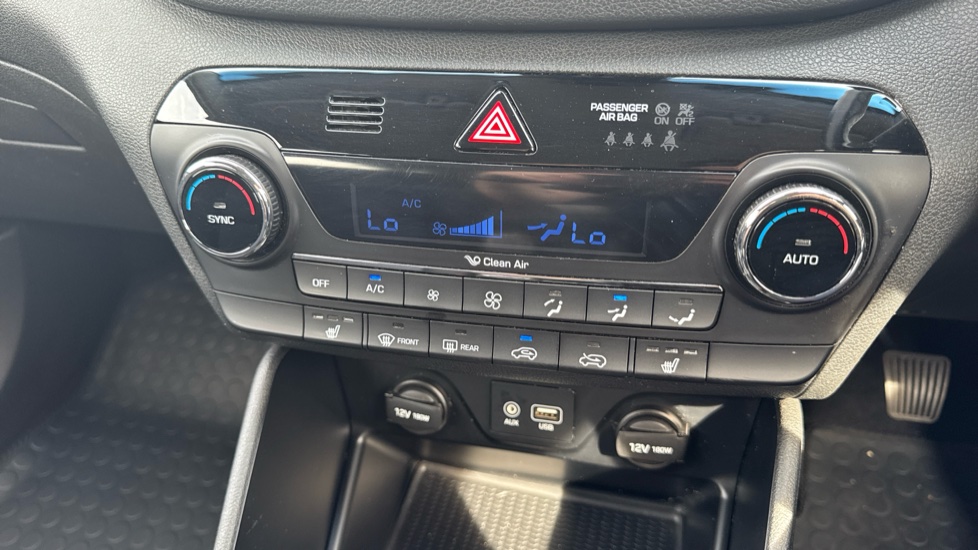 Hyundai TUCSON 1.7 CRDi Blue Drive SE Nav 5dr 2WD Diesel Estate - Image 24