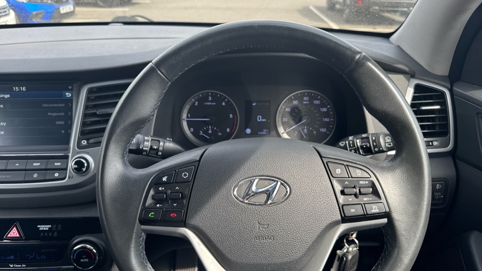 Hyundai TUCSON 1.7 CRDi Blue Drive SE Nav 5dr 2WD Diesel Estate - Image 25