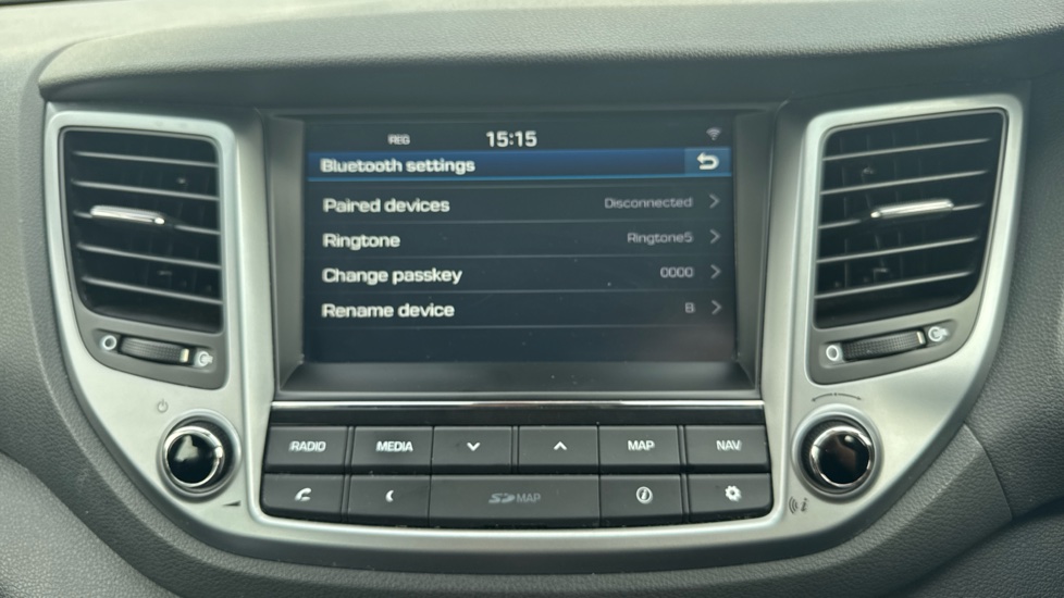 Hyundai TUCSON 1.7 CRDi Blue Drive SE Nav 5dr 2WD Diesel Estate - Image 26