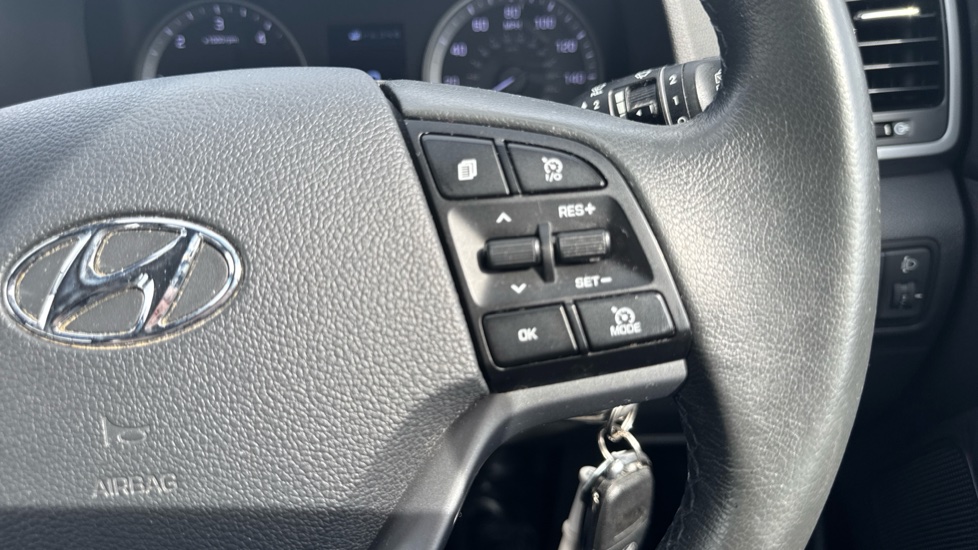 Hyundai TUCSON 1.7 CRDi Blue Drive SE Nav 5dr 2WD Diesel Estate - Image 28