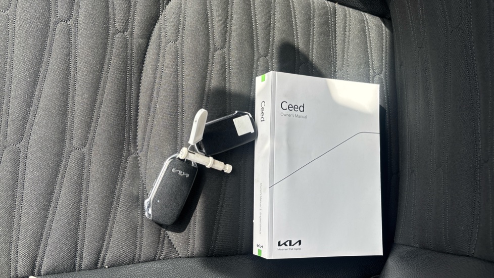 Kia Ceed 1.5T GDi ISG GT-Line 5dr Petrol Hatchback - Image 19