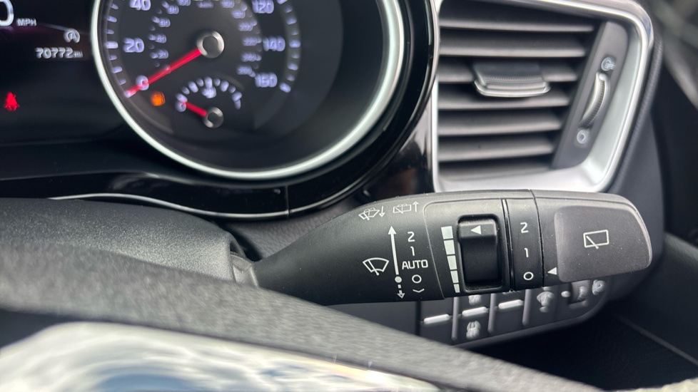 Kia Ceed 1.5T GDi ISG GT-Line 5dr Petrol Hatchback - Image 23