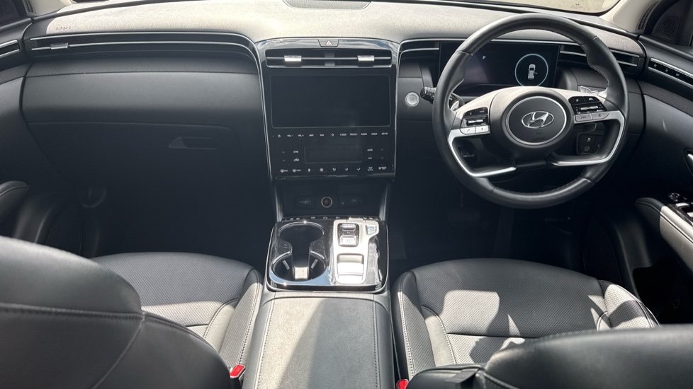 Hyundai TUCSON 1.6 TGDi Hybrid 230 Ultimate 5dr 2WD Auto Hybrid Estate - Image 10