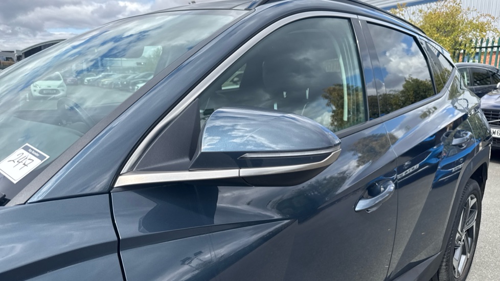 Hyundai TUCSON 1.6 TGDi Hybrid 230 Ultimate 5dr 2WD Auto Hybrid Estate - Image 25