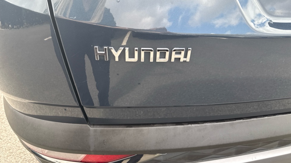 Hyundai TUCSON 1.6 TGDi Hybrid 230 Ultimate 5dr 2WD Auto Hybrid Estate - Image 29