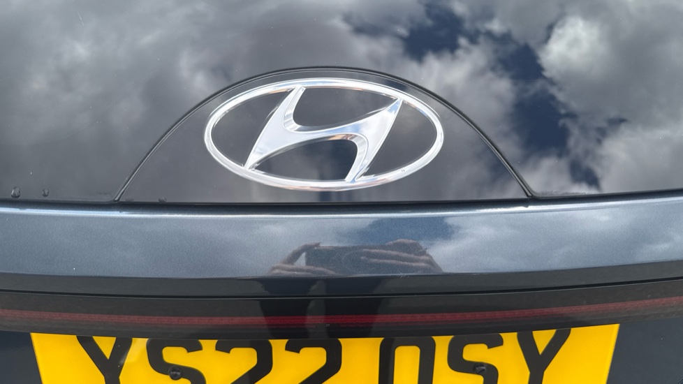 Hyundai TUCSON 1.6 TGDi Hybrid 230 Ultimate 5dr 2WD Auto Hybrid Estate - Image 31