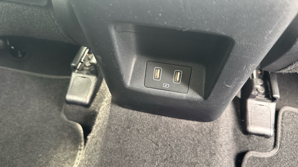 Hyundai TUCSON 1.6 TGDi Hybrid 230 Ultimate 5dr 2WD Auto Hybrid Estate - Image 40