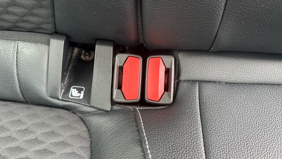 Ford Focus 1.0 EcoBoost 125 Titanium X 5dr Petrol Hatchback - Image 17