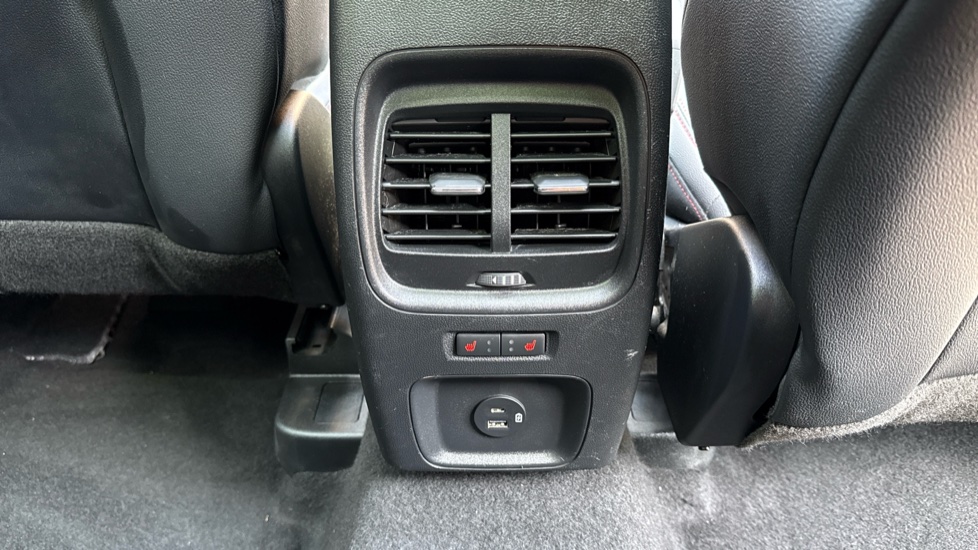 Ford Kuga 1.5 EcoBlue ST-Line X Edition 5dr Diesel Estate - Image 46