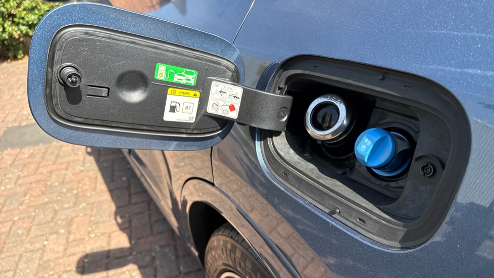 Ford Kuga 1.5 EcoBlue ST-Line X Edition 5dr Diesel Estate - Image 48