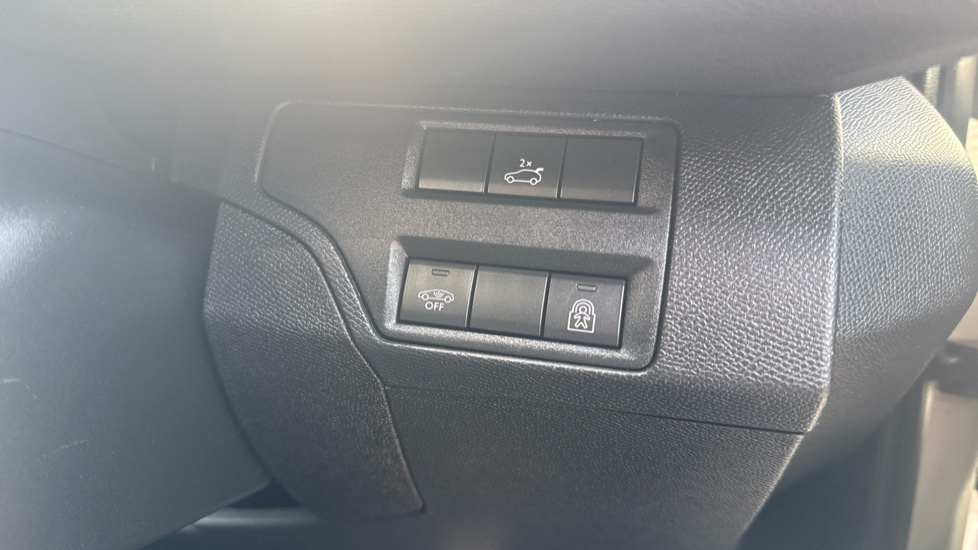 Peugeot 3008 1.2 PureTech GT Line 5dr Petrol Estate - Image 36