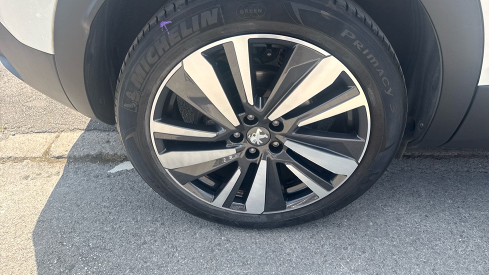 Peugeot 3008 1.2 PureTech GT Line 5dr Petrol Estate - Image 51