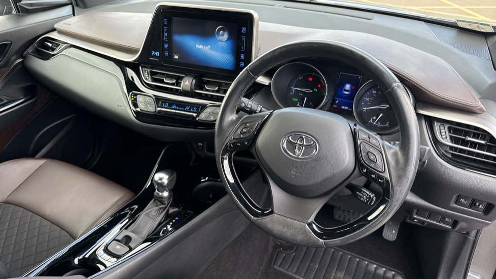 Toyota C-HR 1.8 Hybrid Excel 5dr CVT Hybrid Hatchback - Image 11